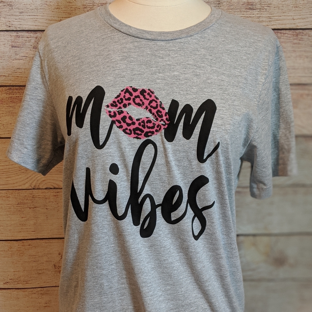 Mom T-shirt